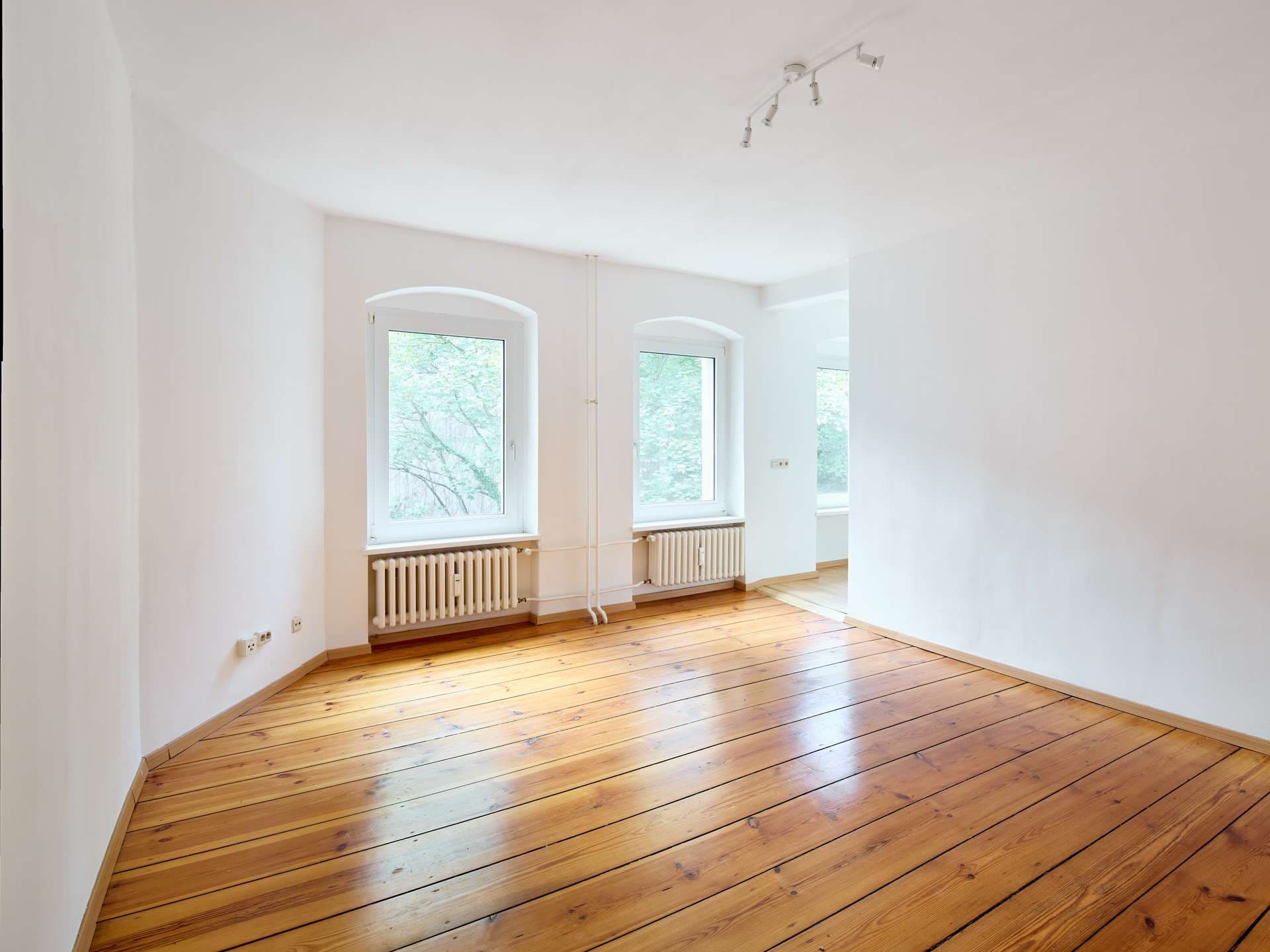 Klassischer Altbau in gefragter Kreuzberger Lage zwischen Görlitzer Park und Spree